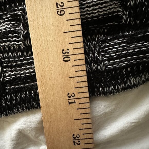 Salon Studio Black & White Basket Weave Knit Sleeveless Vest SZ XX Academia - Picture 8 of 9